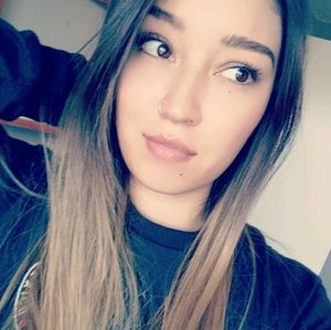 Meet your Posher, Amarah